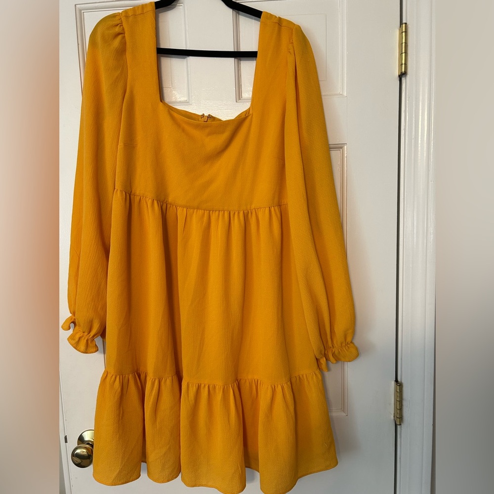 BCBG Paris Mustard Yellow Textured Fabric Top
